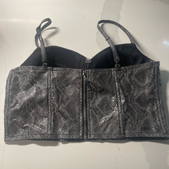 Faux leather snake print corset top - Picture 3 of 4